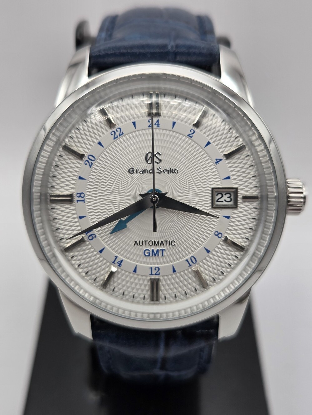 New Custom 40mm Seiko Mod Automatic GMT Watch